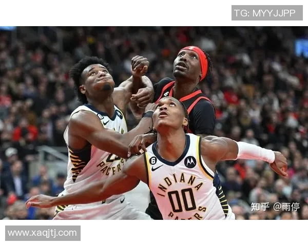 拉文闪耀全明星赛场展现篮球天赋与团队精神的精彩瞬间